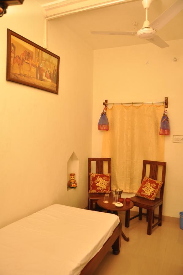 Hotel Mandawa Palace And Restaurent Exterior photo
